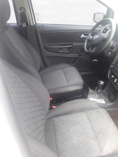 Volkswagen Suran 1.6 Comfortline 101cv 2016