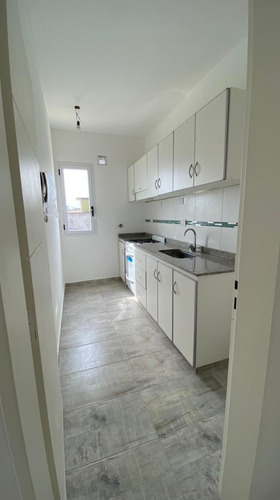 Departamento 2 Ambientes En Venta Cercano A Estac. El Jagüel