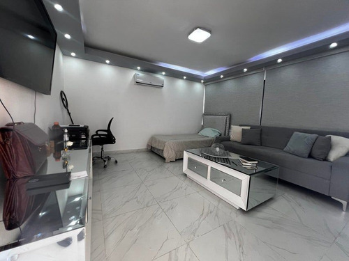 Apartamento En Venta Altos De Arroyo Hondo Santo Domingo
