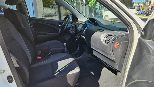 Toyota Etios 1.5 Xls