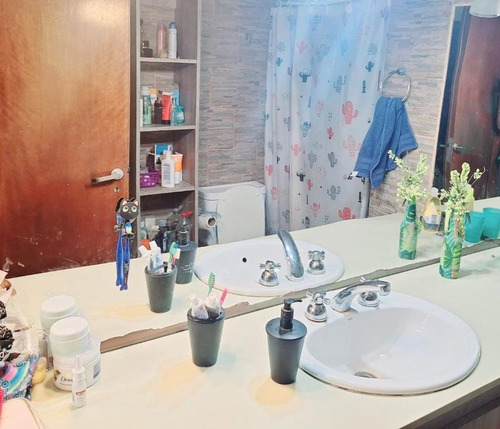 Venta De Casa De Dos Dormitorios En Villa Italia
