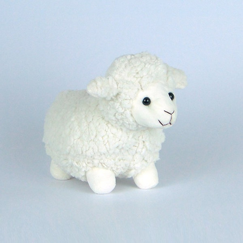Imagem 5 de 5 de Ovelha De Pelúcia Fofinha - Ovelhinha - Fazendinha