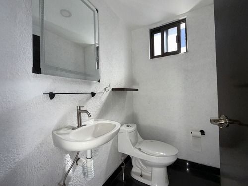Venta De Casa En La Colonia Nueva Atzacoalco, Gustavo A Madero
