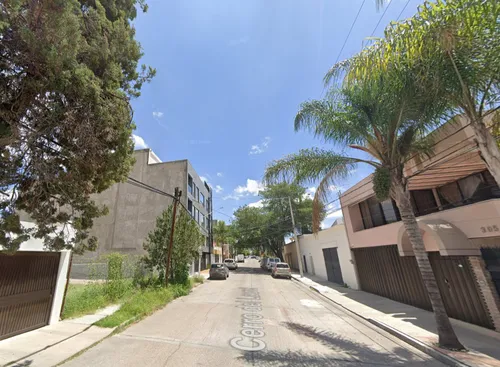 Casa Economica En Venta Gran Oportunidad De Inversión - (remate) Cerro Del Laurel 305, Jardines De La Concepción I, 20120 Aguascalientes, Ags.