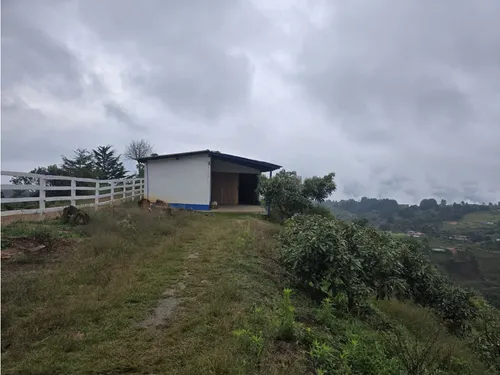 Finca En Venta En Girardota, Antioquia, Vereda El Yarumo.