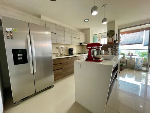 Apartamento En Arriendo En Castropol. Cod A22118