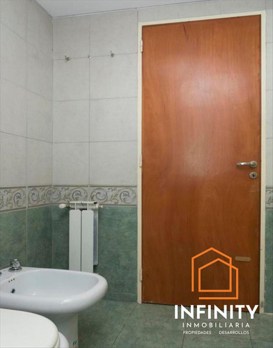 Venta Departamento 3 Dormitorios Caseros Al 1000