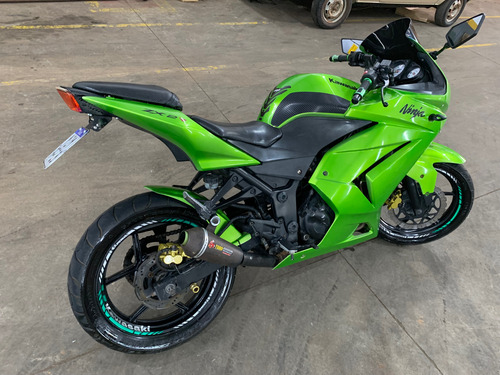 Vendo Troco Ninja 250r