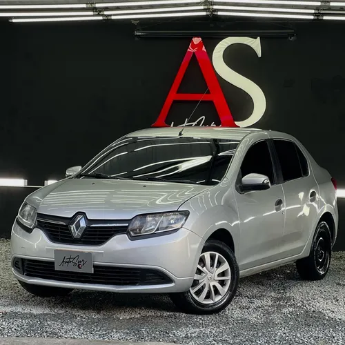 Renault Logan 1.6 Expression / Life +