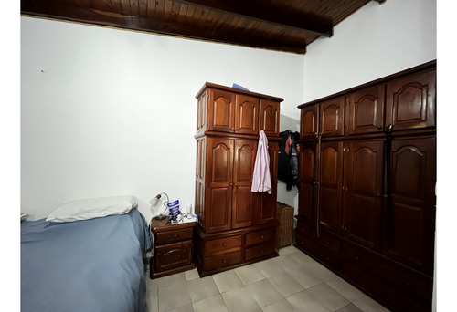 Vendo Casa Con Pileta En Caseros, Entre Ríos.