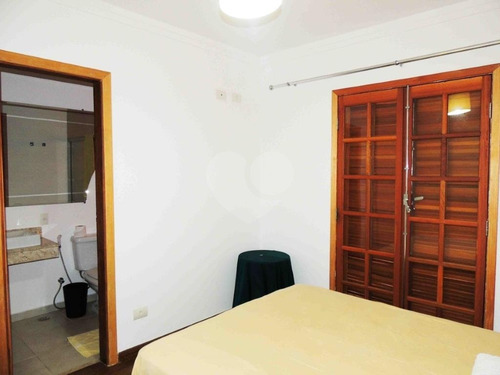 Imagem 14 de 19 de Casa Térrea Reformada! 3 Dormitórios E 2 Vagas - Reo217090