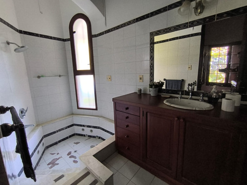 Venta Y Alquiler De Hermosa Chacra De 3 Dormitorios Con 3 Has Sobre Ruta 21
