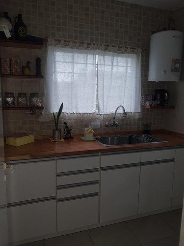 Cas En Venta - 3 Dormitorios 2 Baños - 110mts2 - Mar Del Plata