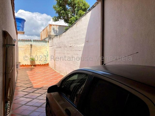 Imagen 18 de 30 de Casa En Venta En Cabudare La Morenera, Flex. Mls #22-9802, Profesional Inmobiliario Rocelys Lugo 414-1275734.