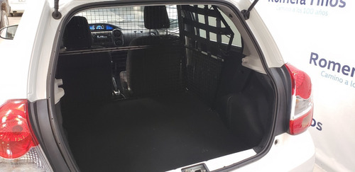 Imagen 9 de 11 de Toyota Etos Aibo 1.5 Caja De 6ta Utilitario Romera Tandil