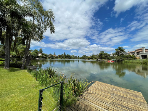 Casa  En Venta En Las Glorietas, Nordelta, Tigre