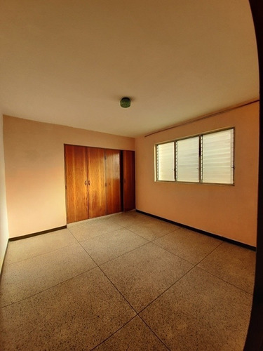 Imagen 6 de 7 de Venta De Apartamento En El Trigal Av. Pocaterra. Código 416391