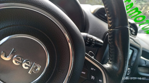 Jeep Renegade 1.8 Longitude Flex Aut. 5p