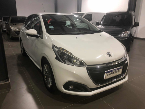 Peugeot 208 1.2 Active Frances 2016 51.000 Km Divino Estado!
