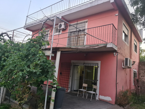 Casa 2 Plantas Con Pileta Y Parrilla A 100 Mts Autopista