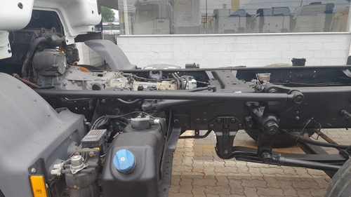 Mbenz Atego 3030 8x2 Cab Est Chassi 2019/2020