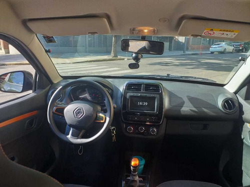 Imagen 8 de 15 de Renault Kwid 2019 1.0 Sce 66cv Outsider