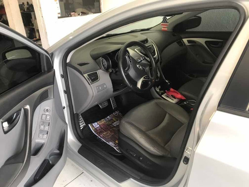 Hyundai Elantra 1.8 16v Gls Aut. 4p 2012