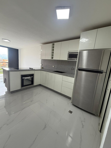 Apartamento En Venta Lomas De Mañongo Totalmente A Estrenar