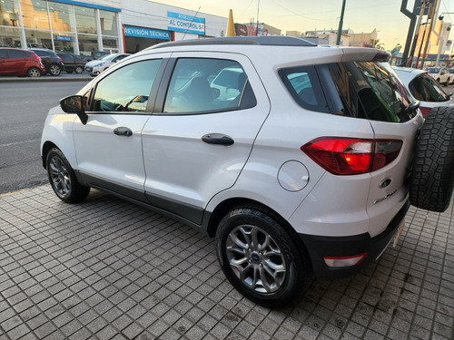 Imagen 6 de 13 de Ford Ecosport 2016 1.6 Freestyle 110cv 4x2