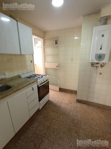 2 Ambientes En Venta. Mb Estado. Apto Crédito. A Mts De P. Centenario. Padilla Al 300. V. Crespo