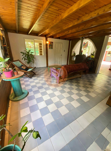 | Venta | Casa-quinta, 2 Dorm, Abasto, La Plata