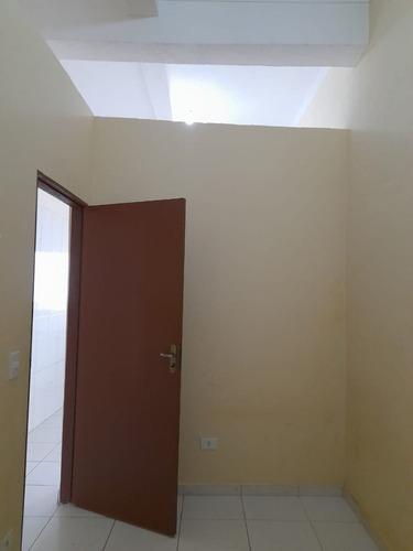 Imagem 10 de 12 de Casa Para Alugar, 50 M² Por R$ 1.000,00/mês - Parque Continental Ii - Guarulhos/sp - Ca0102