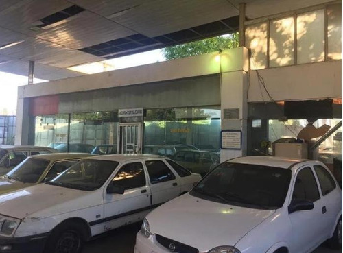 Imagen 10 de 19 de Estación De Servicio En Importante Esquina Con 98m En Ituzaingó
