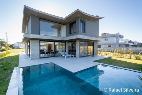 Imagem 11 de 30 de Casa À Venda Em Xangri-lá - Ca01131 - 68102993