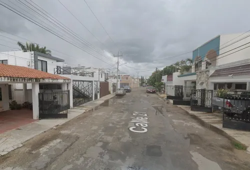 Casa En Remate Bancario - Calle 21, La Florida, Mérida, Yucatán -jcbb3
