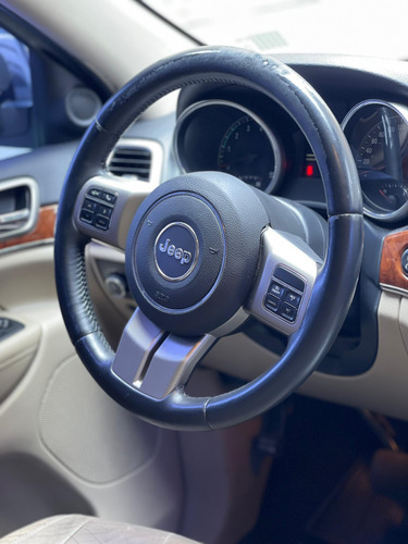 Jeep Grand Cherokee 4x2