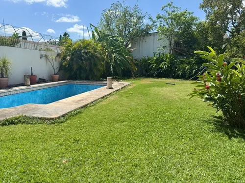 Casa En Renta Con Amplio Terreno En Benito Juarez Norte Merida