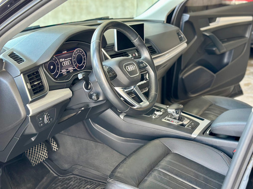 Audi Q5 2.0 L T Select Dsg