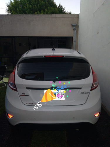 Ford Fiesta 2015 31000km 1.6 Titanium Powershift Inmaculado