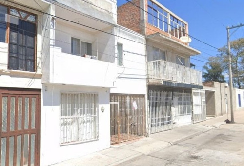Casa En Venta Primera Constitución 134 Morelos I Aguascalientes/ Recuperacion Bancaria L1969