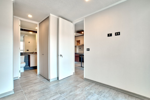 Imagen 5 de 14 de Espectacular Depto 1 Dorm En Santiago Centro