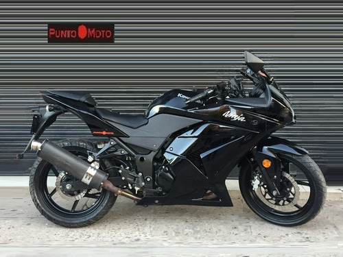 Imagen 1 de 8 de Kawasaki Ninja 250 Puntomoto
