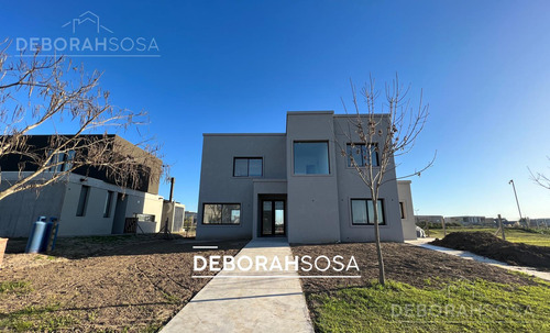 Casa De 4 Ambientes A La Venta - Ceibos, Puertos Del Lago - Escobar, Zona Norte