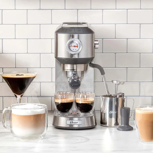 Cafetera Espresso Oster Bvstem7200 Color Plateado