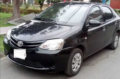 Alquilo Toyota Yaris 2014