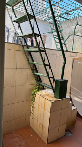 Alquiler Apartamento 2 Dormitorios Capurro, Planta Baja Sin Gastos Com