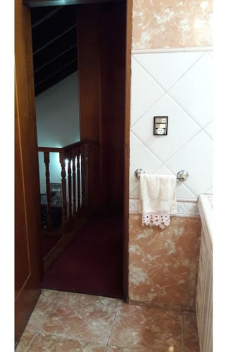 Imagen 8 de 30 de Venta Casa Sobre Av. Donato Alvarez-3 Dorm.-2 Baños-patio-pileta-villa Allende-córdoba-argentina