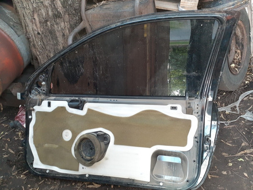 Imagen 2 de 4 de Puerta Delantera Peugeot 206 (acompañante )