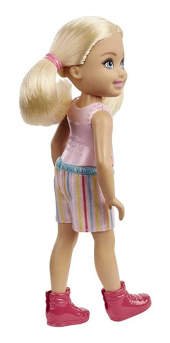 Imagem 4 de 5 de Boneca Barbie Club Chelsea Loira Shorts Listrado - Mattel Ms