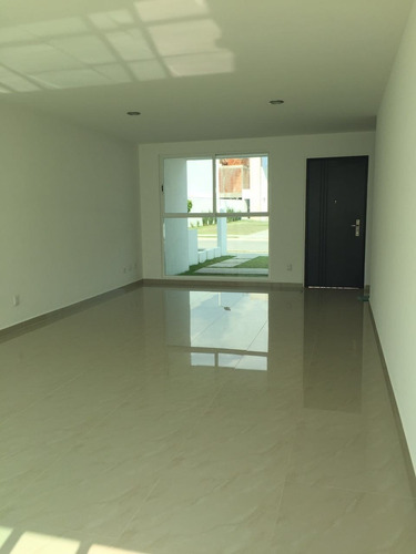 Imagen 3 de 11 de Casa En Venta Vista Marqués / Lomas De Angelópolis / Puebla